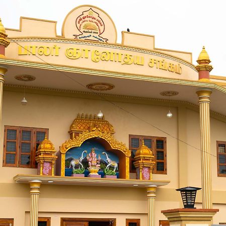 Pgs Hall Jaffna Esterno foto