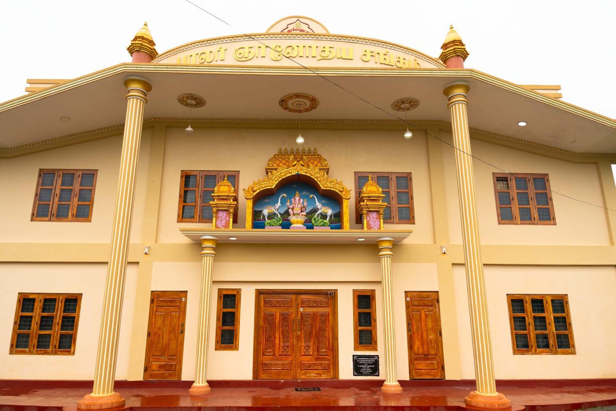 Pgs Hall Jaffna Esterno foto